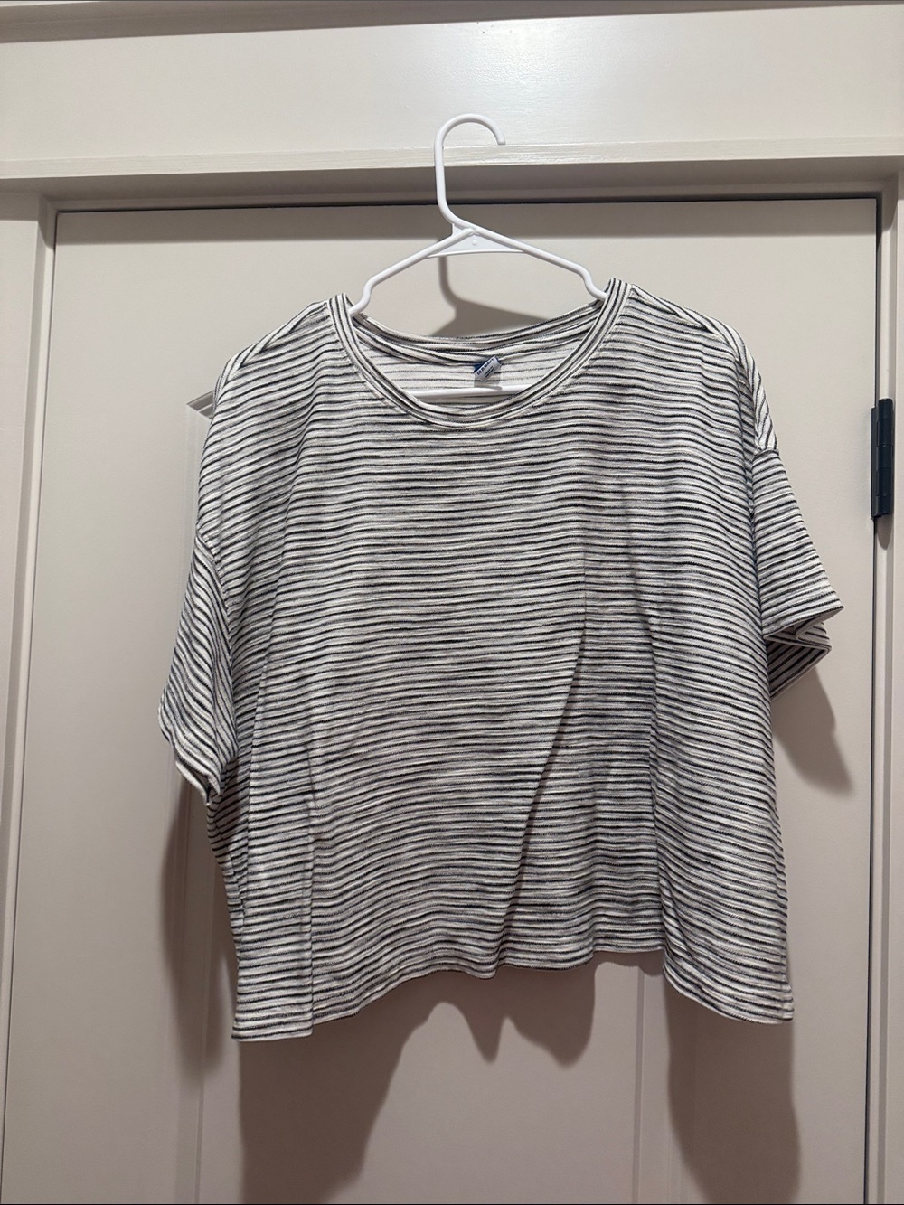 Old Navy Striped Cropped Tee - White & Black